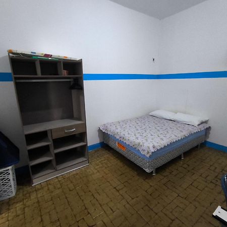 Casa grande em área central, bem iluminada e vent. Manaos Exterior foto
