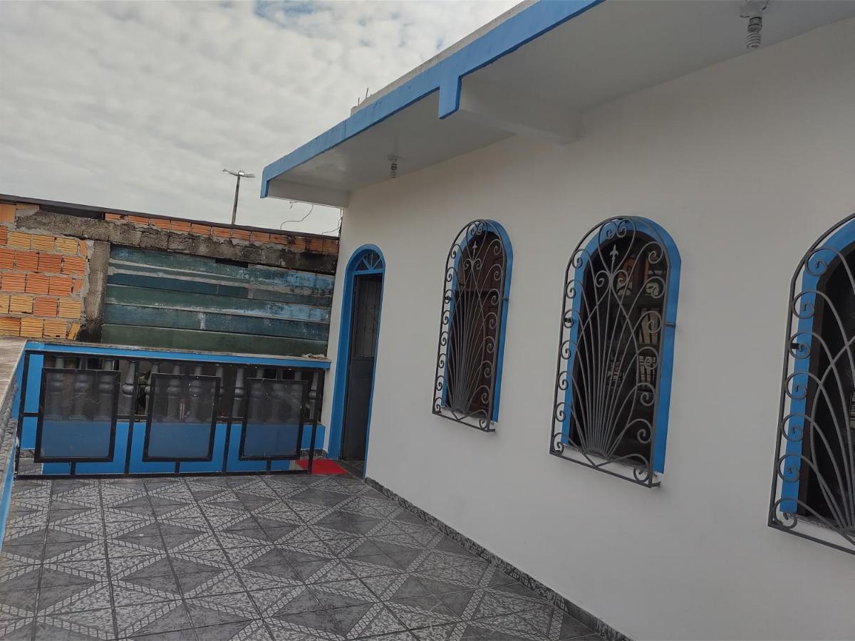 Casa grande em área central, bem iluminada e vent. Manaos Exterior foto