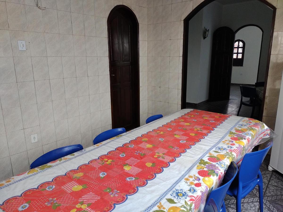 Casa grande em área central, bem iluminada e vent. Manaos Exterior foto
