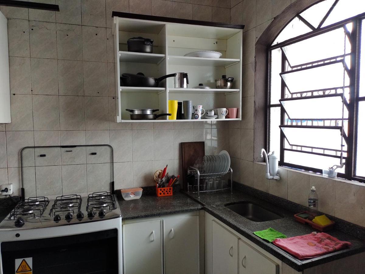 Casa grande em área central, bem iluminada e vent. Manaos Exterior foto