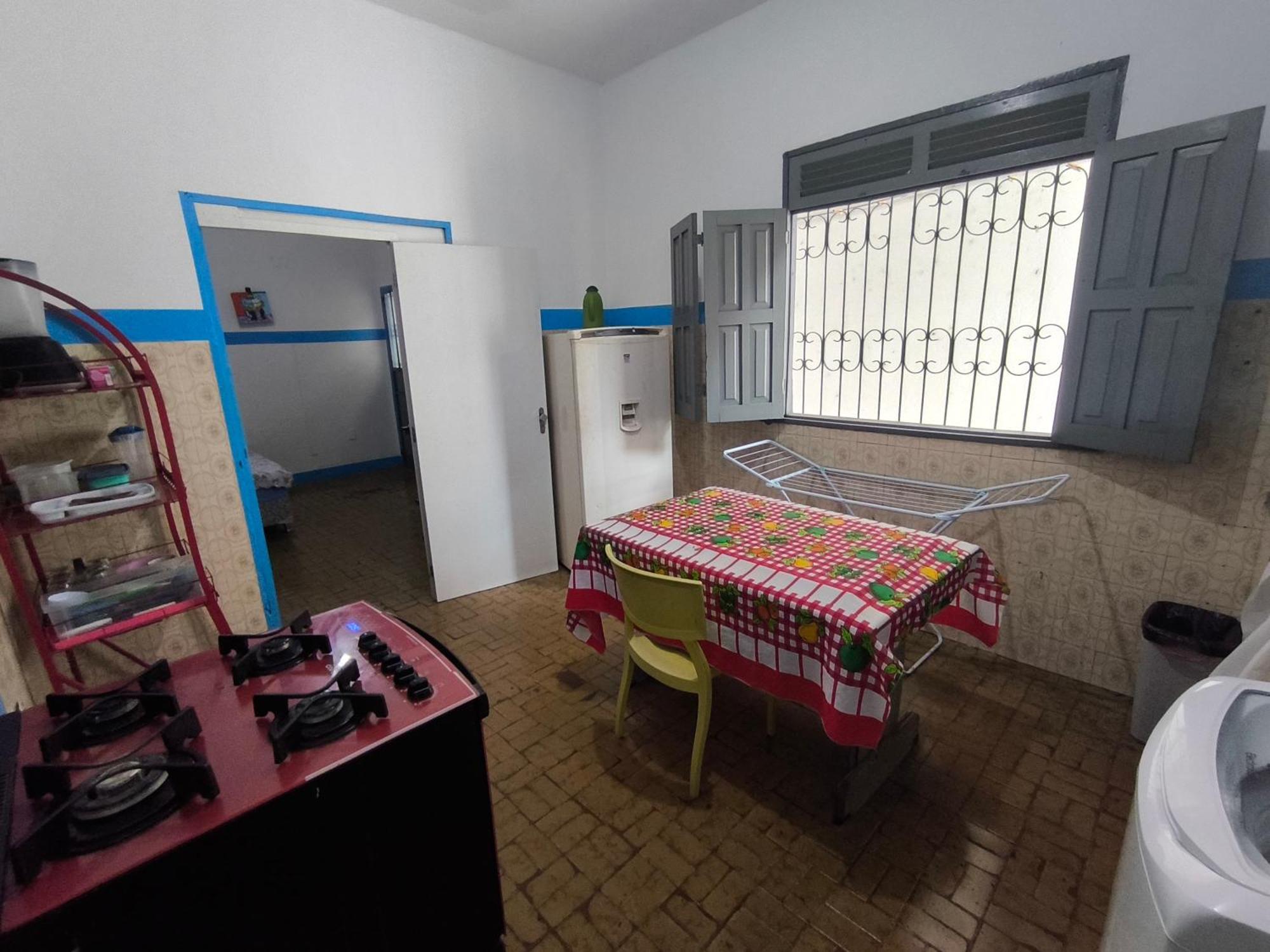 Casa grande em área central, bem iluminada e vent. Manaos Exterior foto